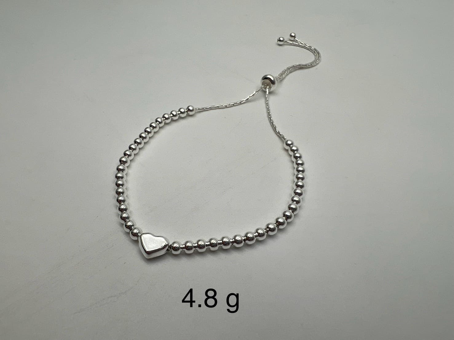 สร้อยข้อมือเงินแท้ปรับระดับหัวใจลูกปัด